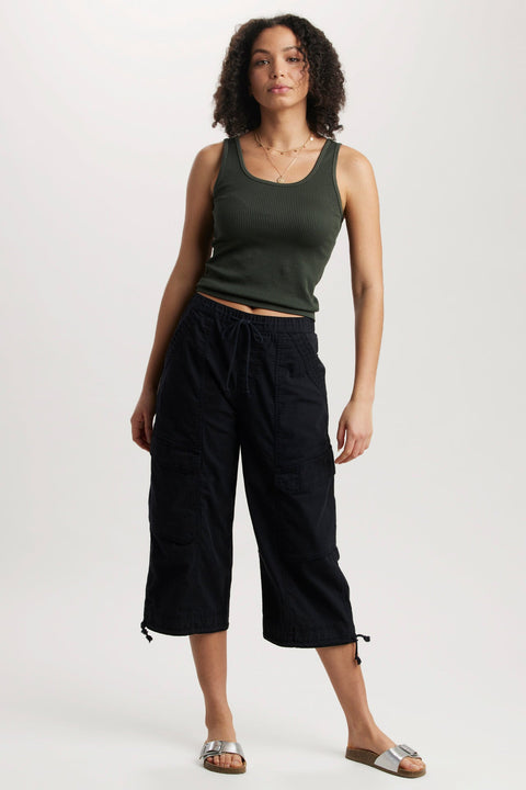 Owordtank Plus Size Cargo Capri Pants for Women with Pockets Drawstring  Elastic Waist Casual Cropped Pants 