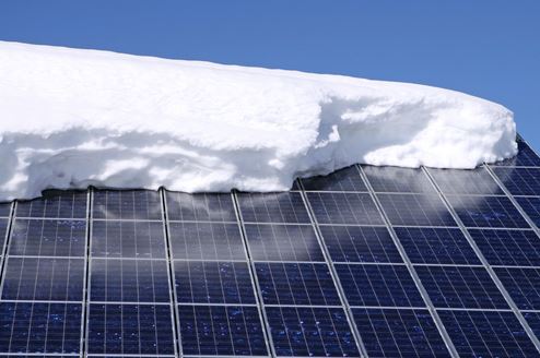 Will Snow Hurt My Solar Panels?