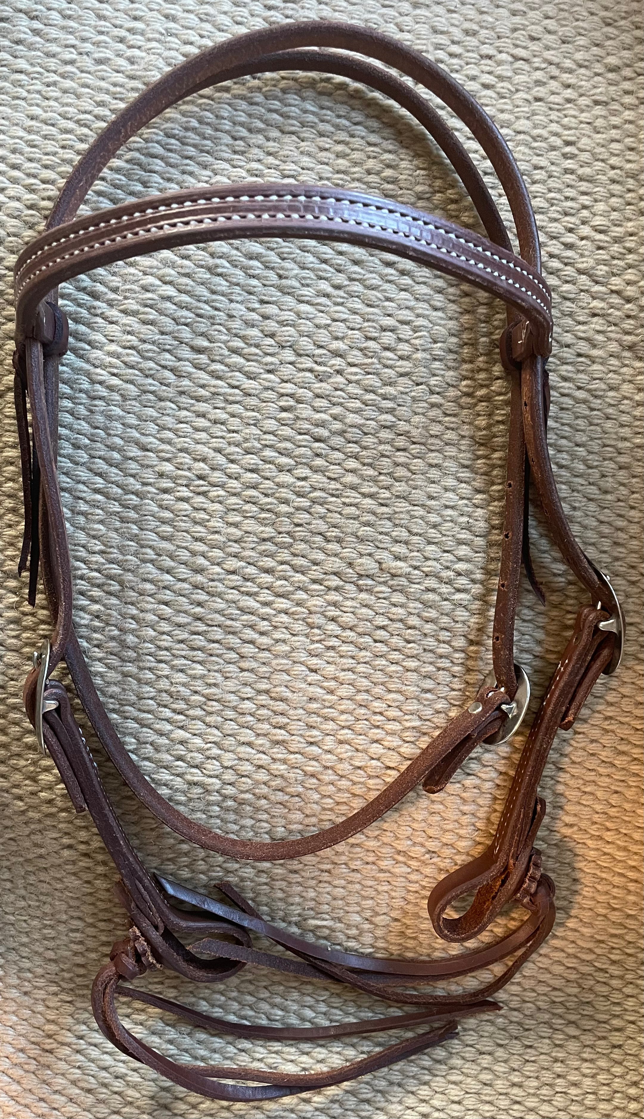 Headstall - HS11 - Heavy Oiled Browband w/ Rattlesnake Ties