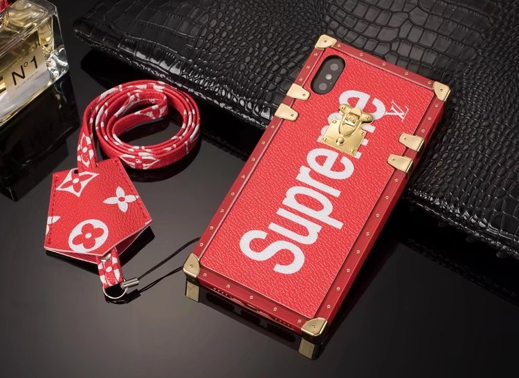 Louis Vuitton x Supreme iPhone 7 Eye Trunk Red - GB