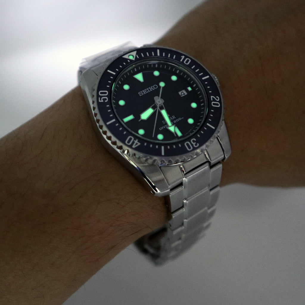 Seiko Prospex  Solar 200m 660ft diver's watch SNE569P1