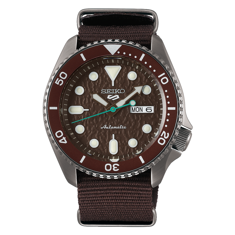 SEIKO 5 SPORTS AUTOMATIC WATCH IN BROWN SRPD85K1