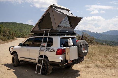 Eezi Awn Blade Clamshell Rooftop Tent