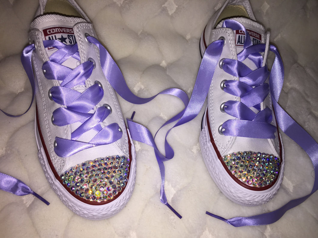 converse with ribbon laces