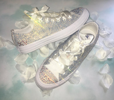 converses with diamonds