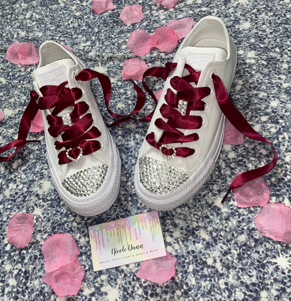 cangrejo Maestría proteger All Star Monochrome Converse With Crystal & Burgundy Ribbon Laces & He –  CBN Shoes | Sneakers
