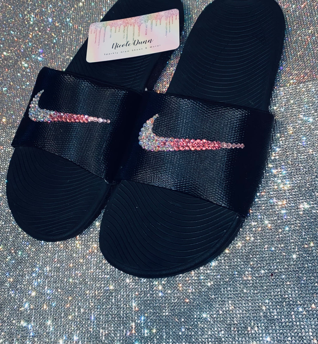 Trække ud sand dagsorden Bedazzled Ombre Pink Crystal Nike KAWA Slides In Black – CBN Shoes |  Sneakers
