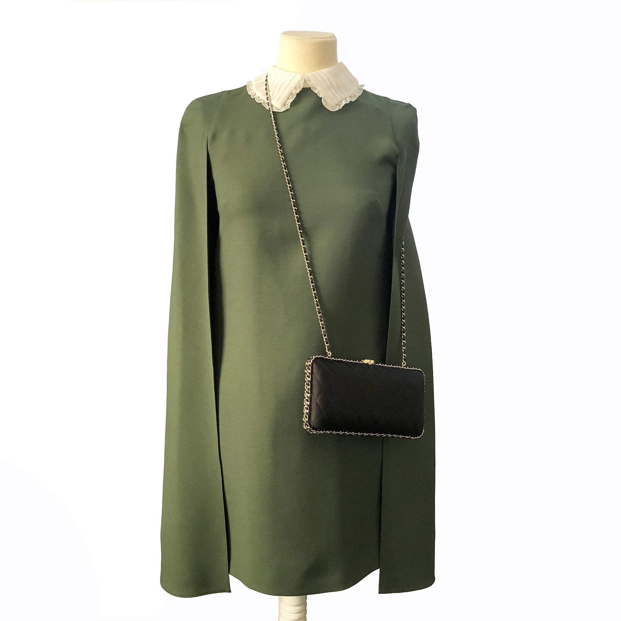 Chanel Black Quilted Satin Chain Box Clutch Bag – Garderobe