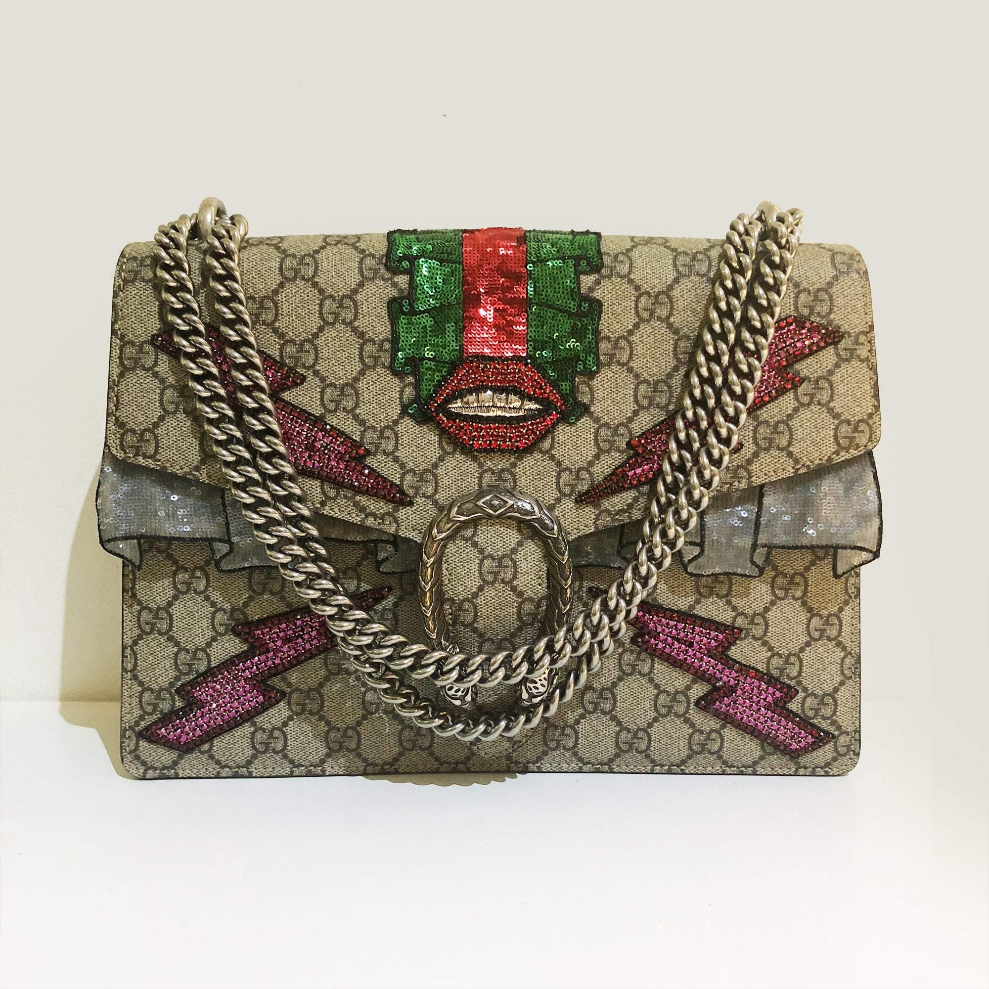 Gucci Dionysus Medium GG Shoulder Bag – Garderobe
