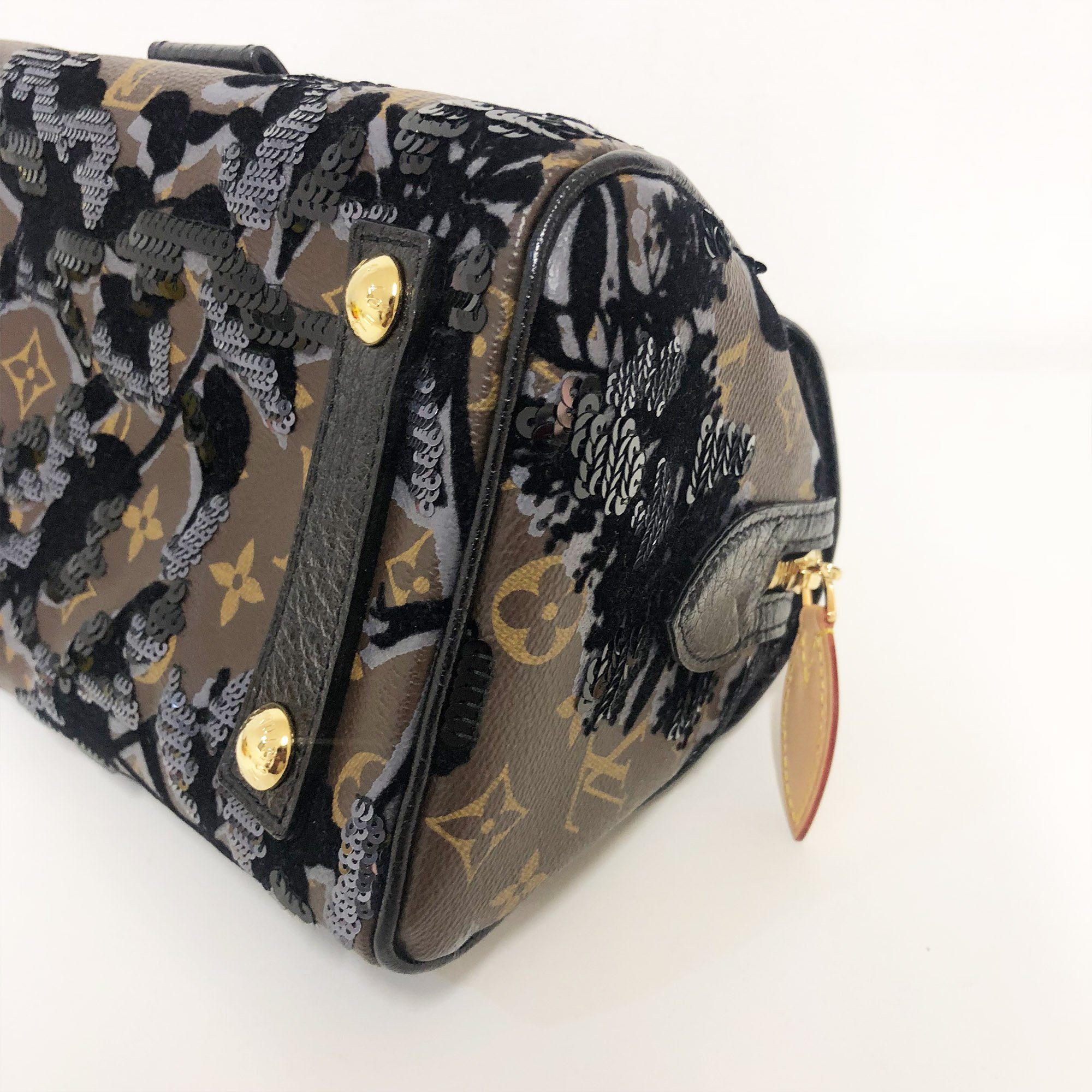 Louis Vuitton Limited Edition Fleur de Jais Carrousel Bag – Garderobe