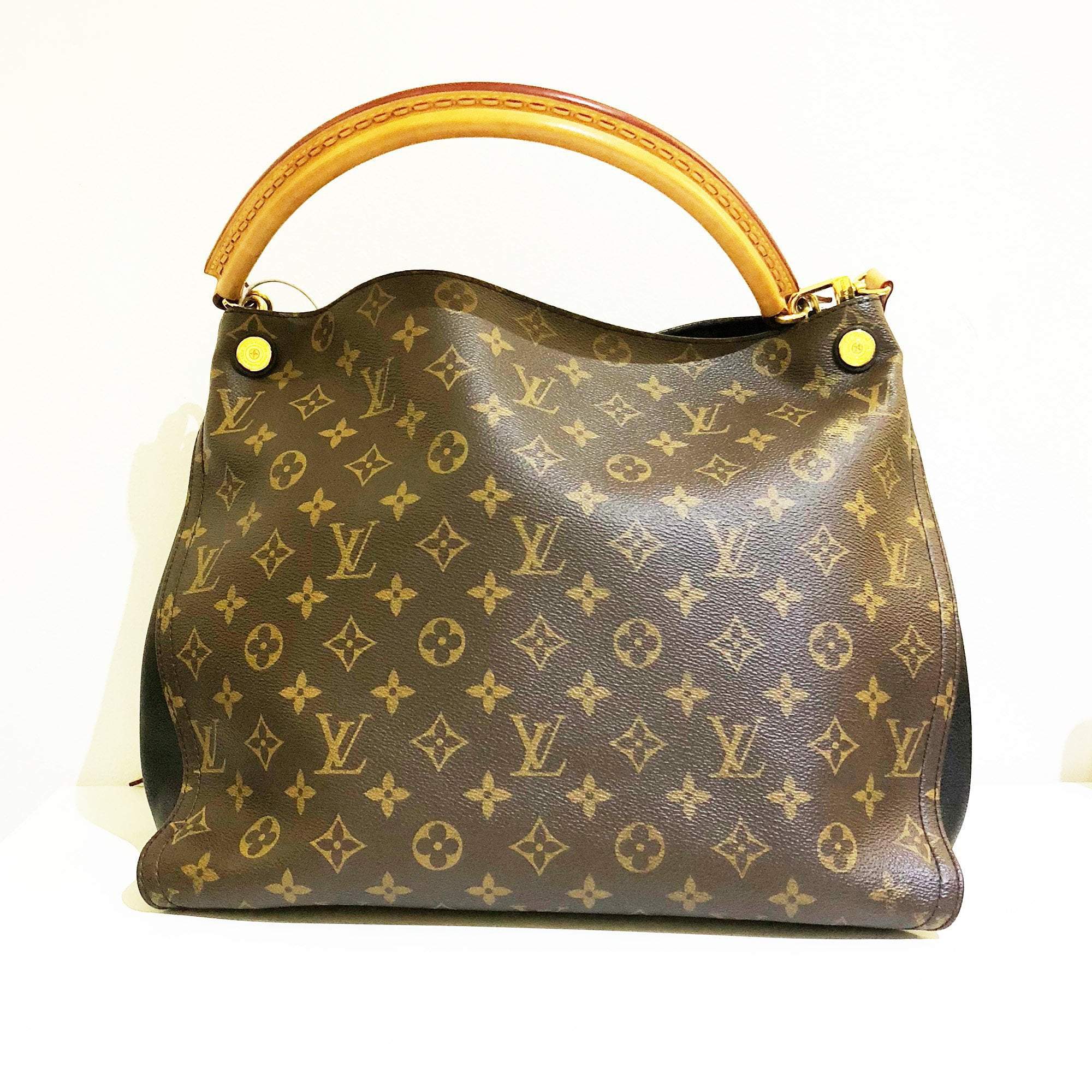 Louis Vuitton Alma monogram Bag – Garderobe