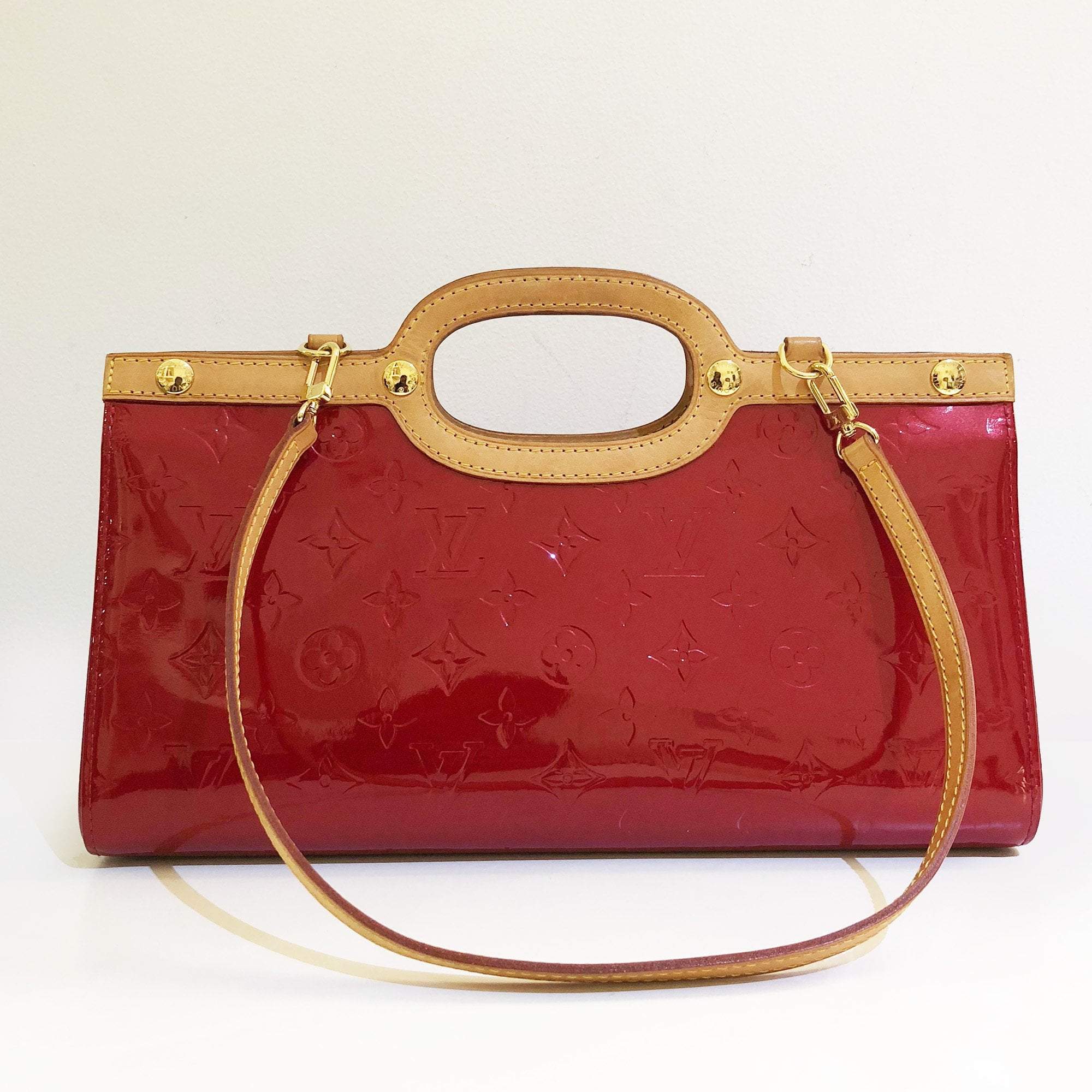 Louis Vuitton Monogram Vernis Roxbury Drive Bag – Garderobe
