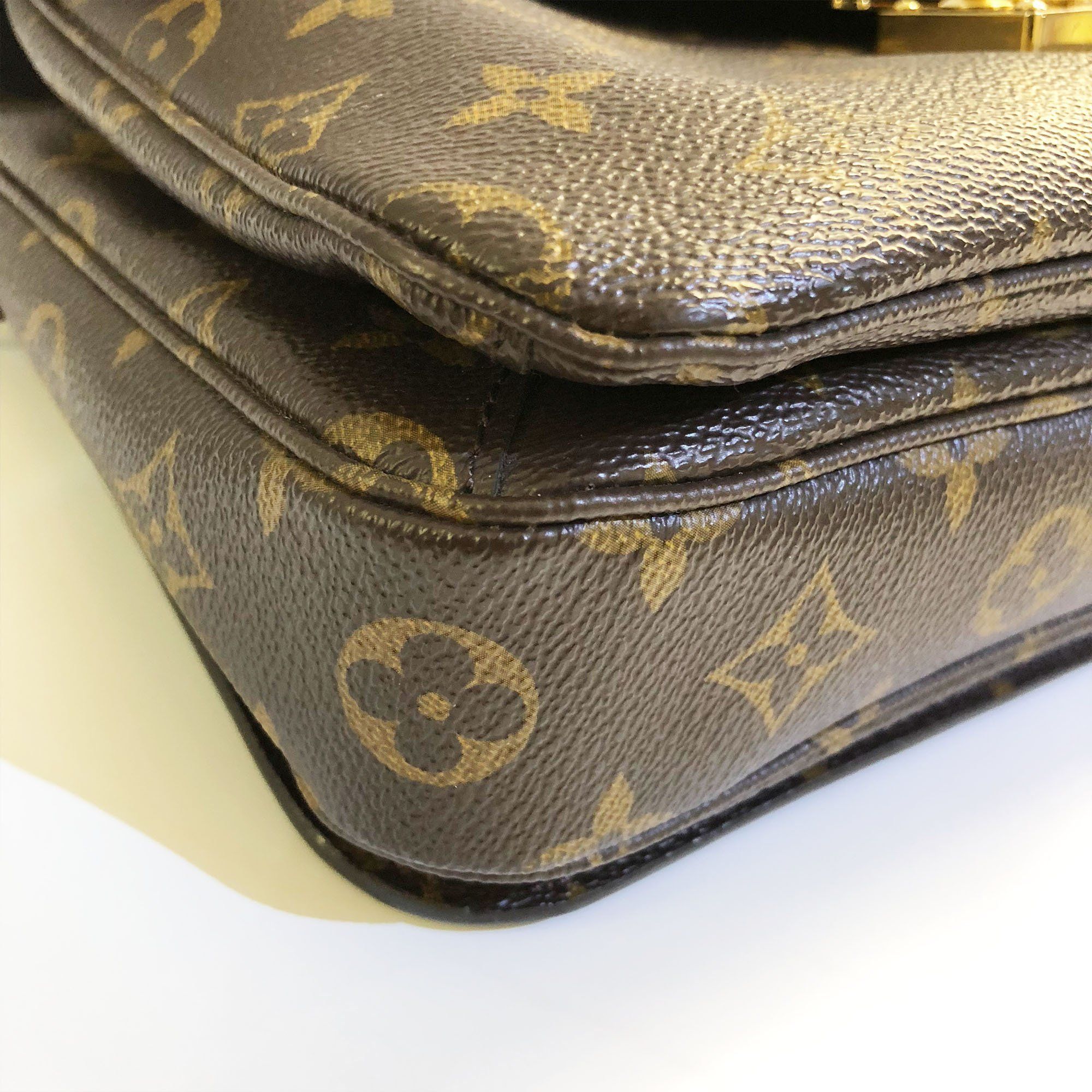 Louis Vuitton Pochette Metis – Garderobe