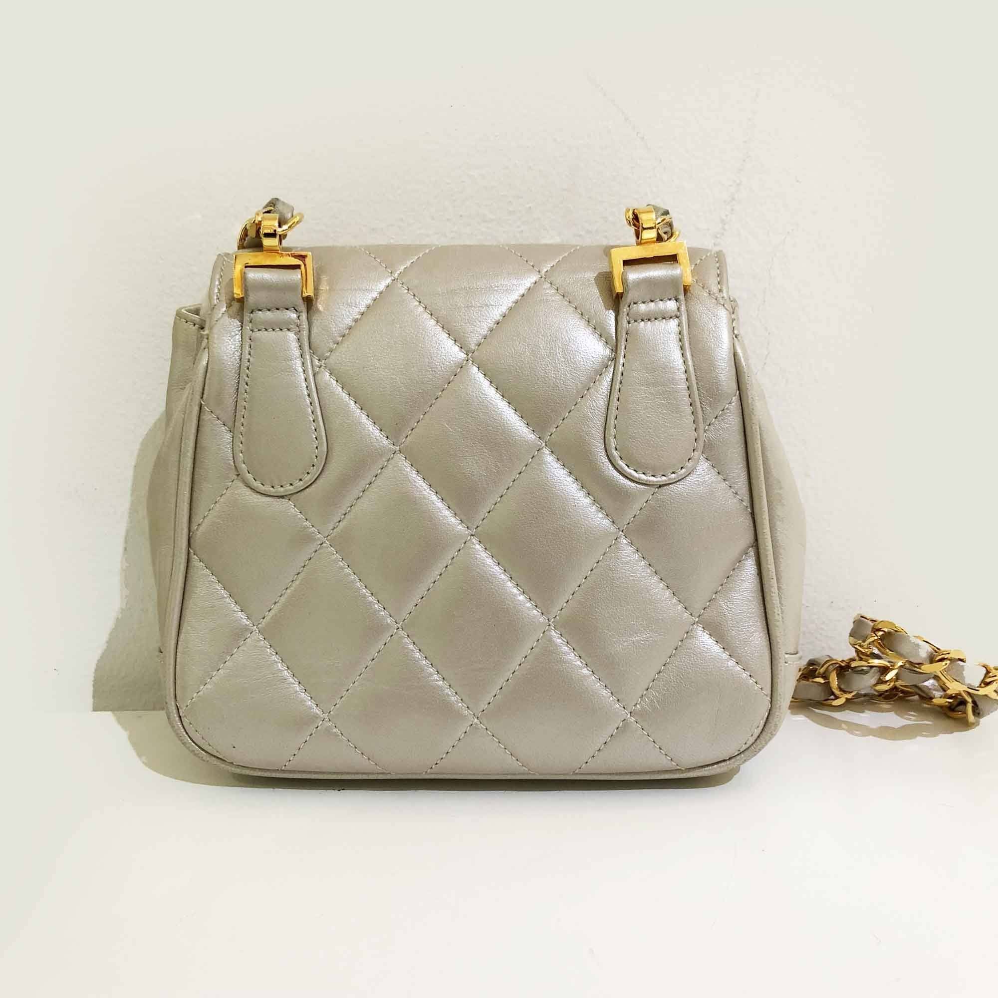 Chanel Vintage Quilted Pearl Mini Crossbody Bag – Garderobe