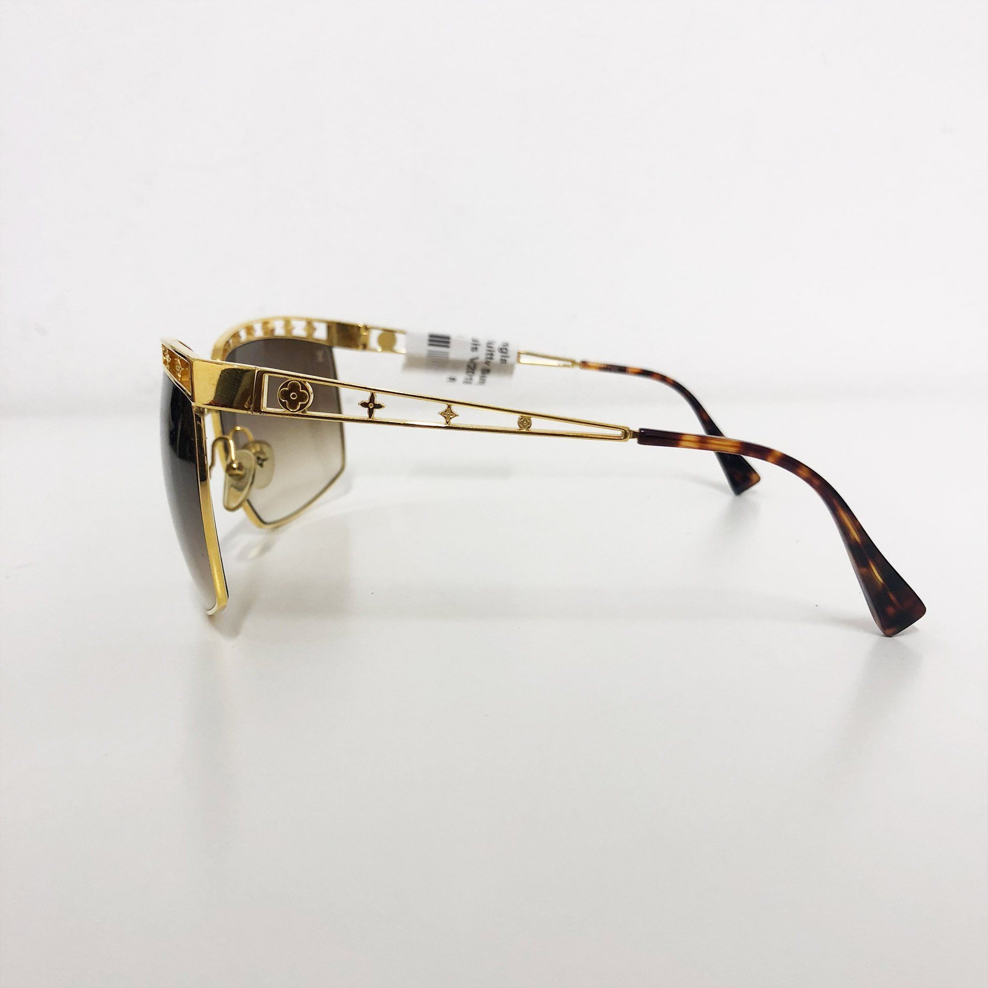 Louis Vuitton Gold Dorothy Sunglasses Garderobe