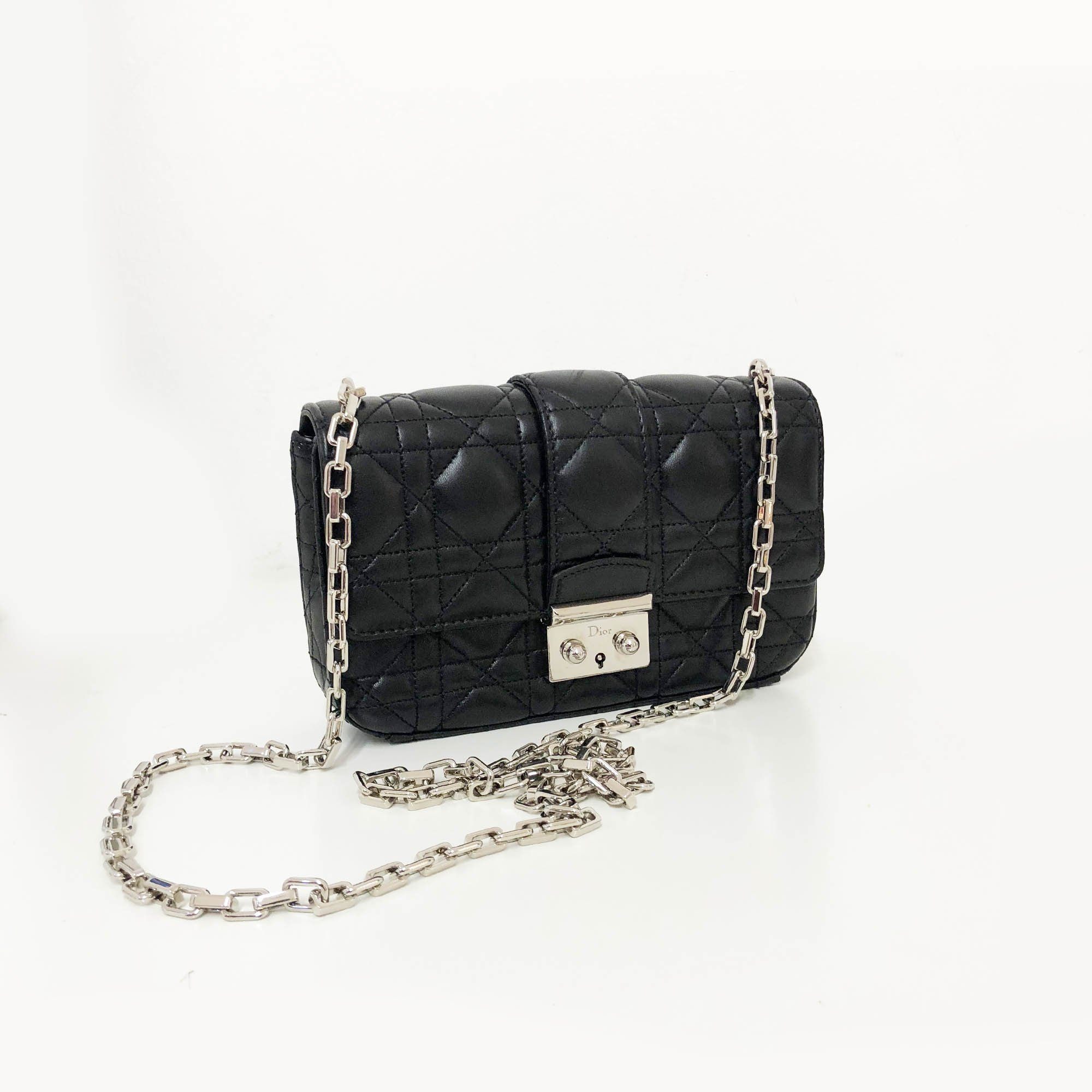 Christian Dior Small Purse | semashow.com