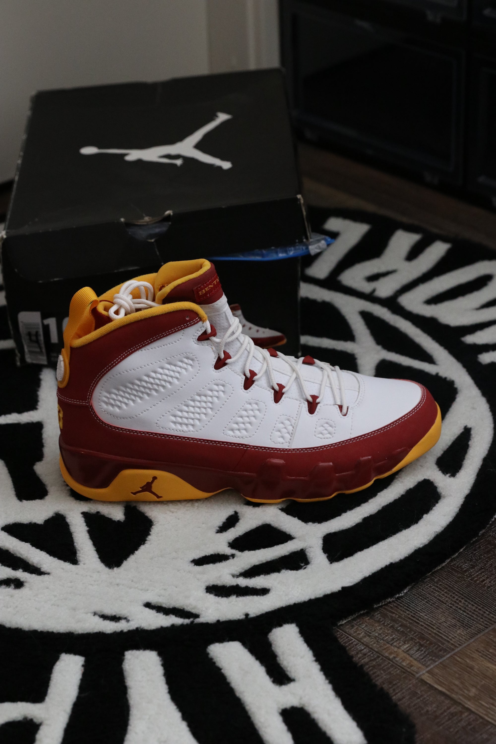 Jordan 9 Retro Bentley Ellis (Crawfish) | New | Size 10.5