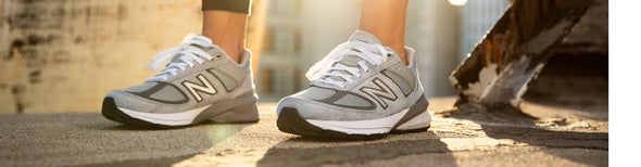 New Balance 990v5 Running Shoes 