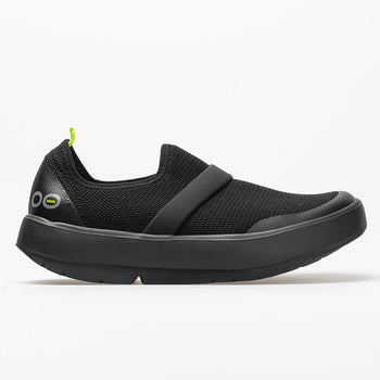 OOFOS OOmg Low Women's Black/Black (Item #630882)