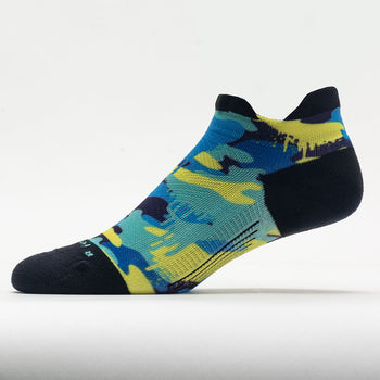 Feetures Elite Light Cushion No Show Tab Camo Splash Socks (Item #651306)