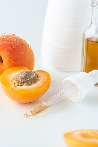 Apricot Kernel Oil can help your lips