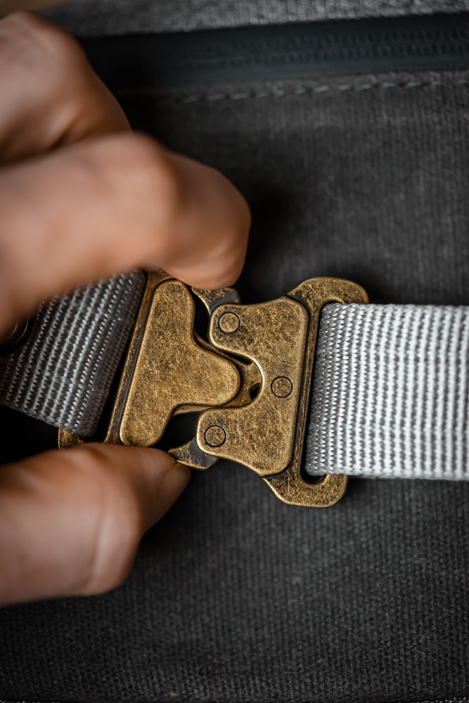 Quick release buckle with conceal cover