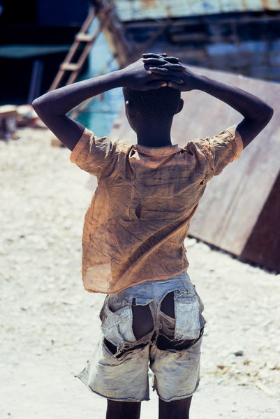 rouw Ooit Beringstraat Boy in Torn Shorts, Haiti – Jay Maisel