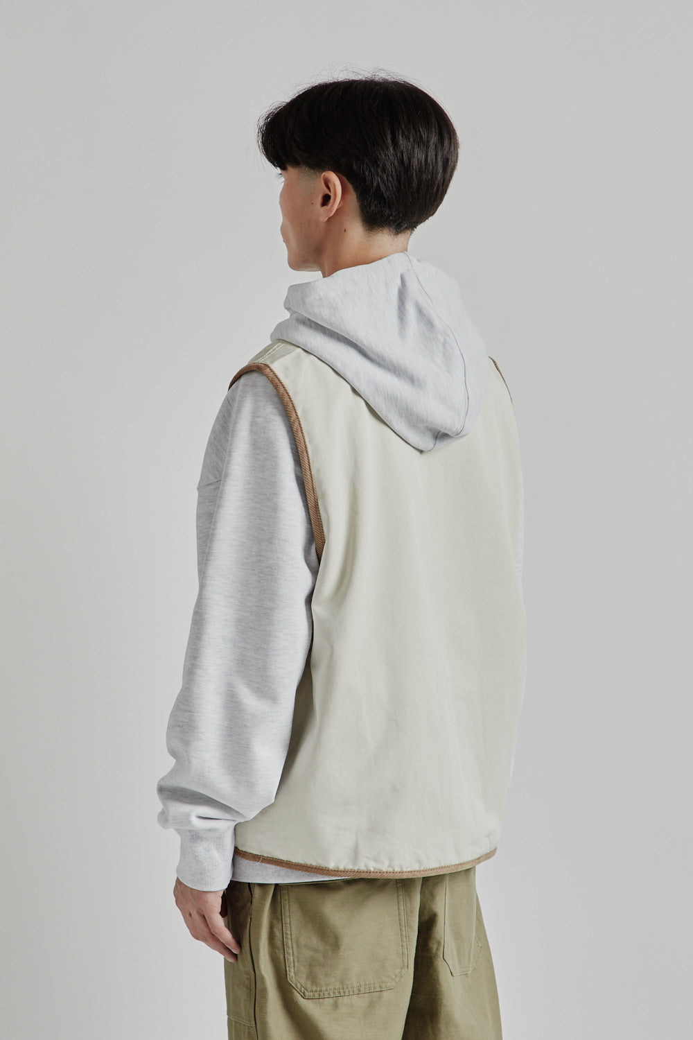 Frizmworks SS25 Heritage Hunting Vest Cream 04