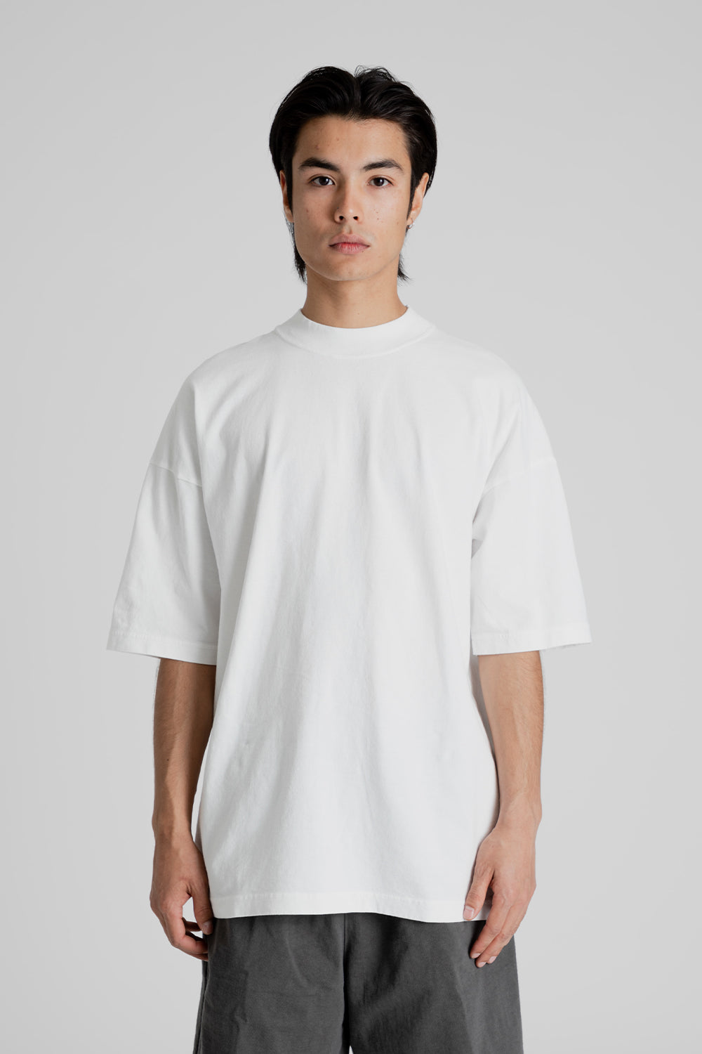 Jackman Midneck Tee White Focus