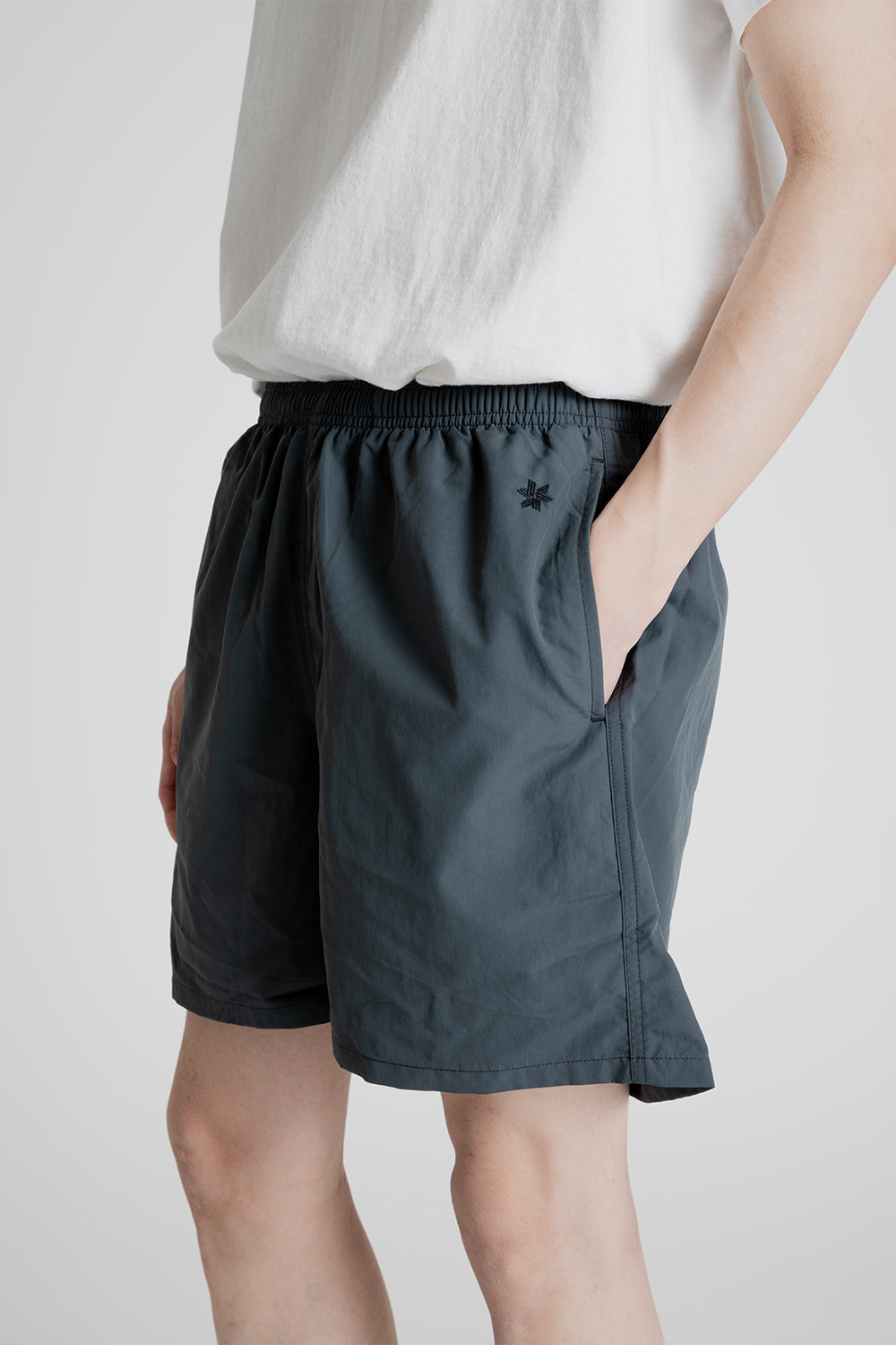 Goldwin Nylon Shorts 5 Inch Dark Charcoal Detail 04