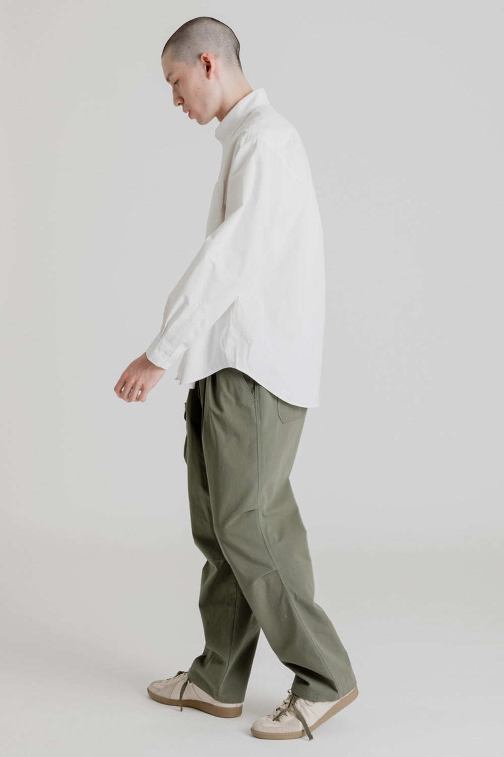 Frizmworks Army Two Tuck Relaxed Pants in Olive | Wallace Mercantile S