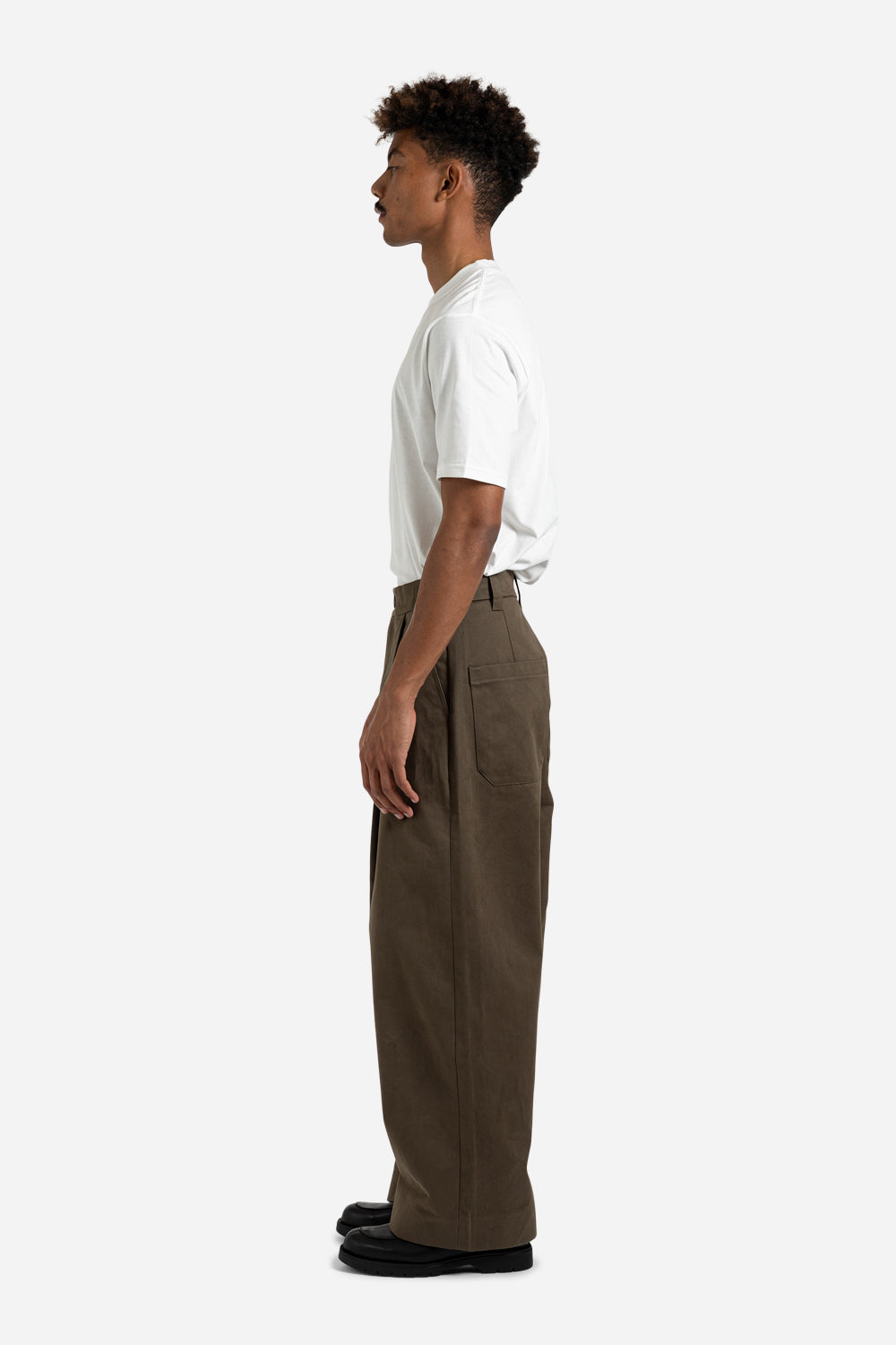 Studio Nicholson Sorte Pant in Army Green - Wallace Mercantile Shop