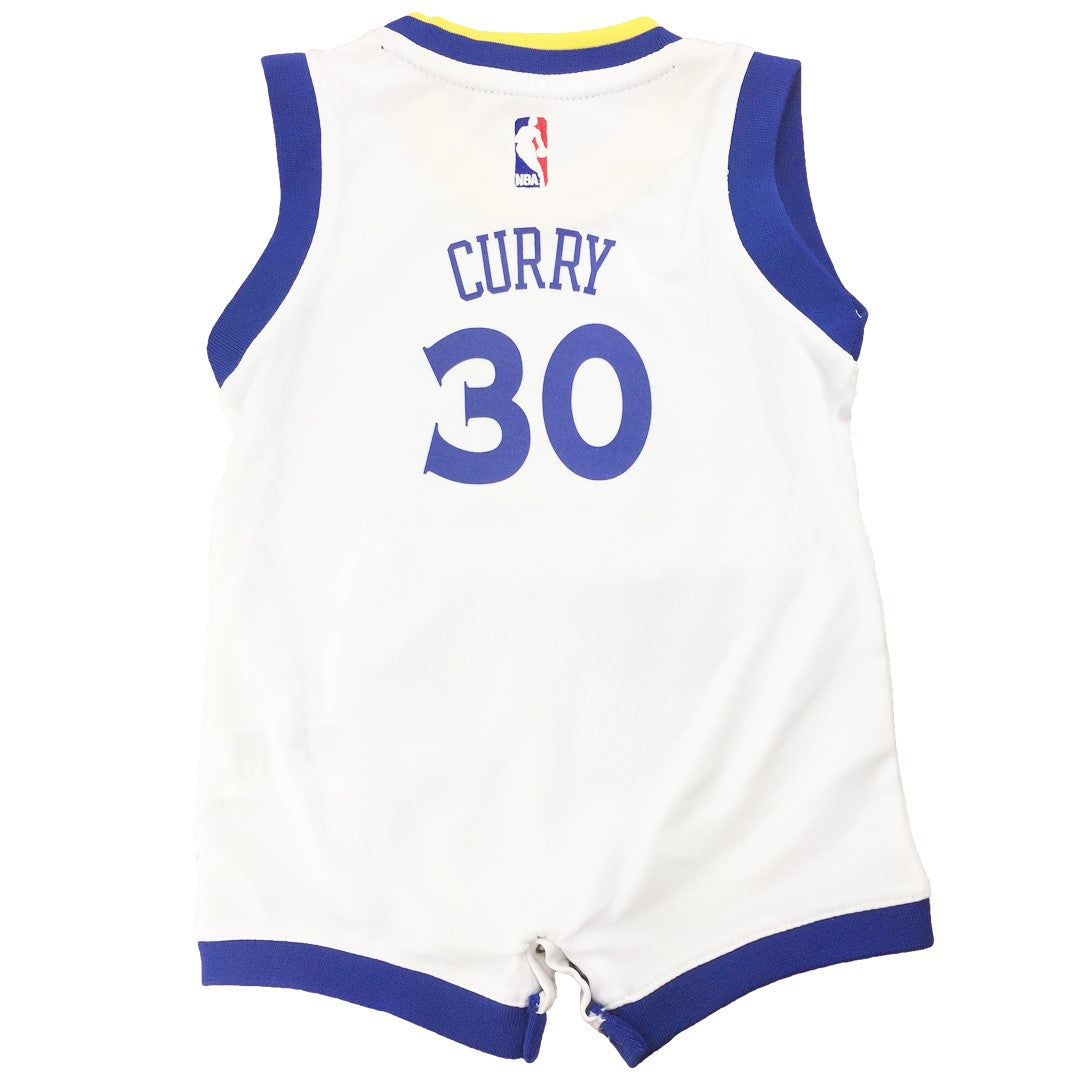 back of curry jersey