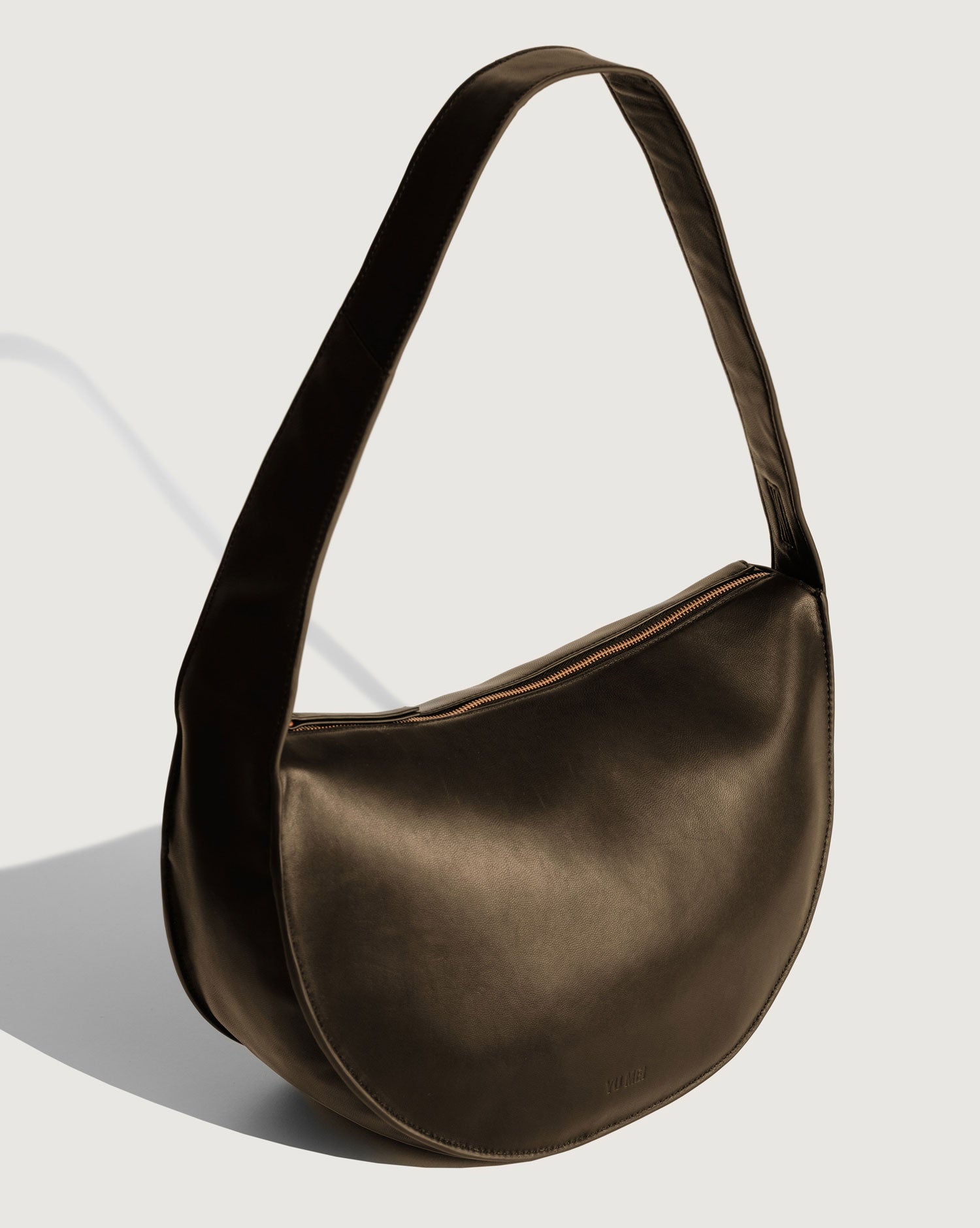 Bag side profile