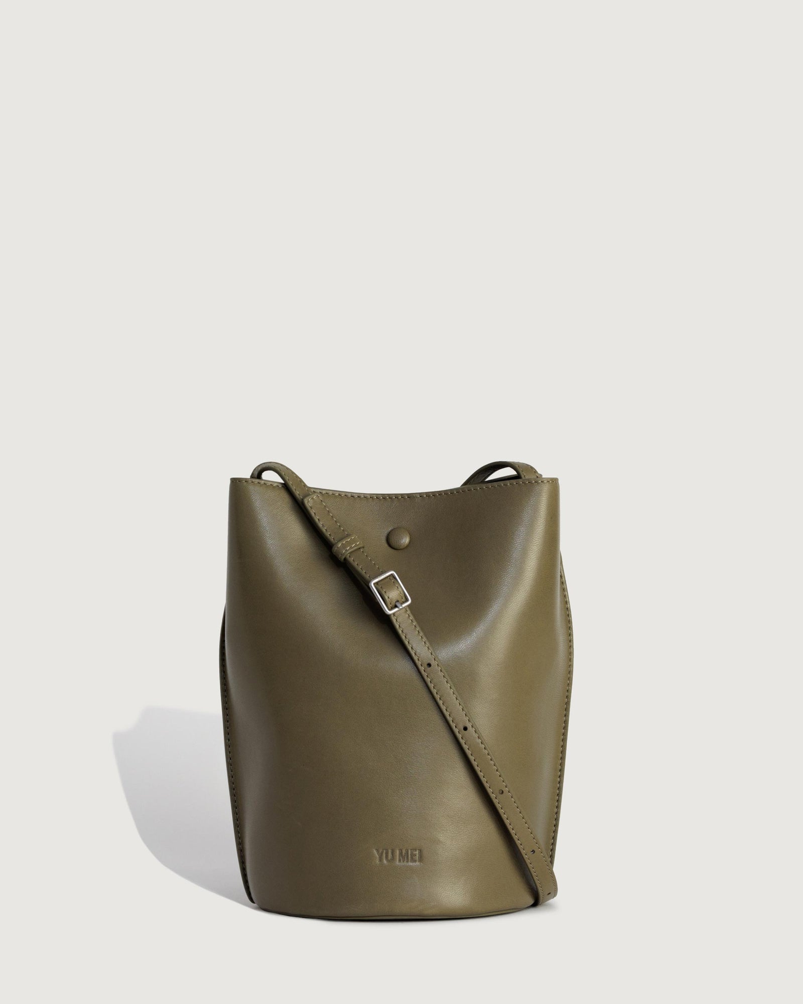 Bag front profile