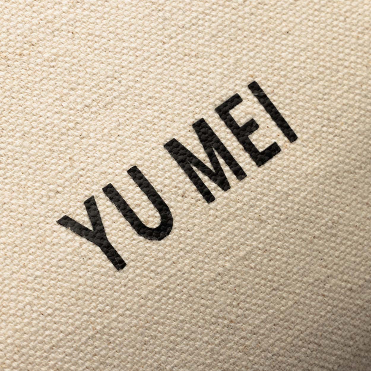 Black Yu Mei logo
