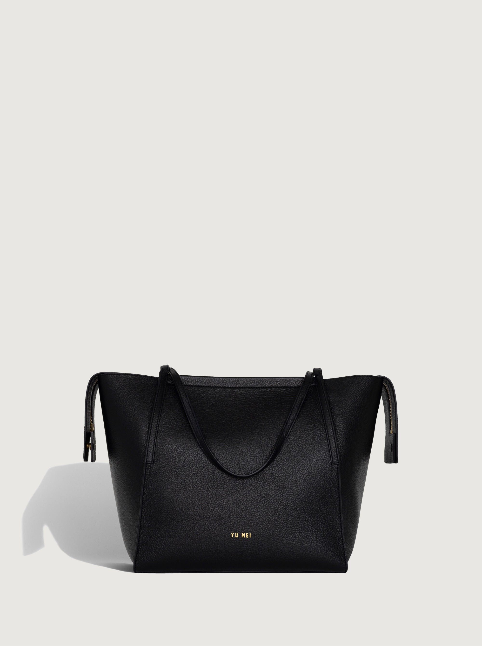 Claudia Tote Bag in Black Deer Nappa | Yu Mei