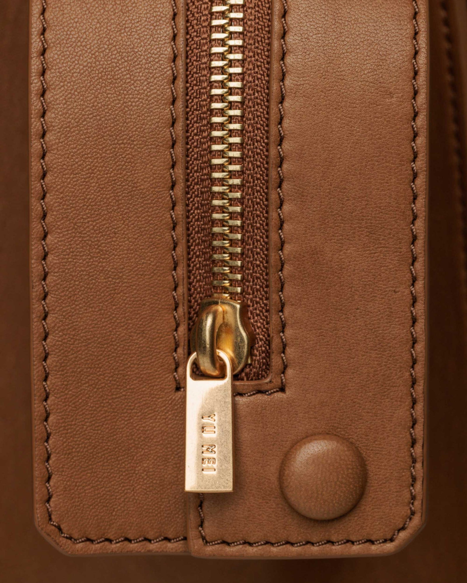 Custom Yu Mei branded YKK zip