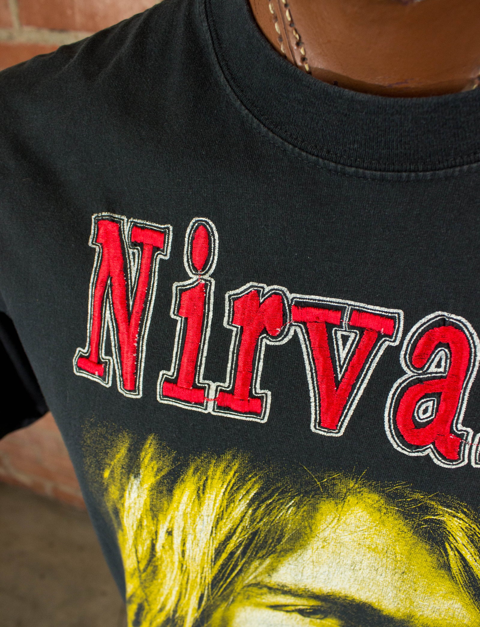 Vintage Nirvana 90s A Cry In The Dark Kurt Cobain Memorial Black Concert T  Shirt Unisex Large-XL