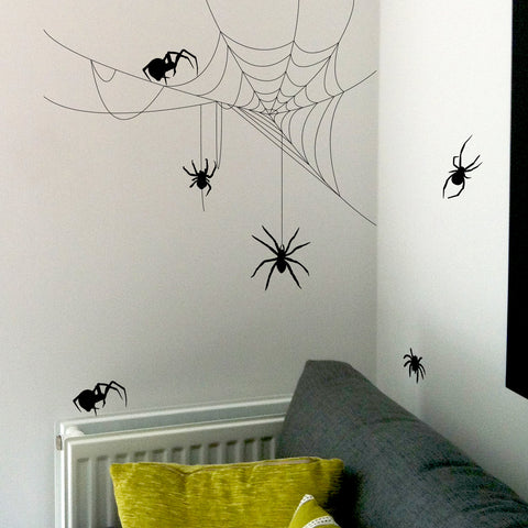 Quick and easy ways to decorate your home for Halloween
