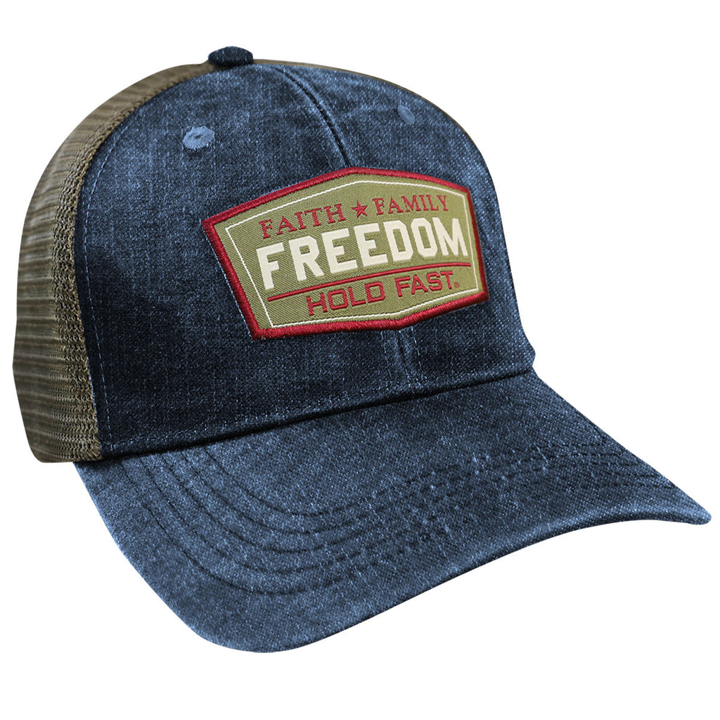 HOLD FAST Christian Cap Land of the Free – Christian T-Shirts