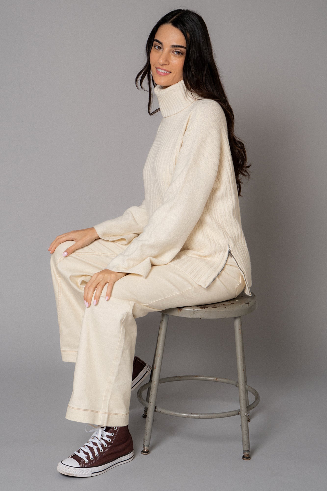 side zip turtleneck sweater pristine 2