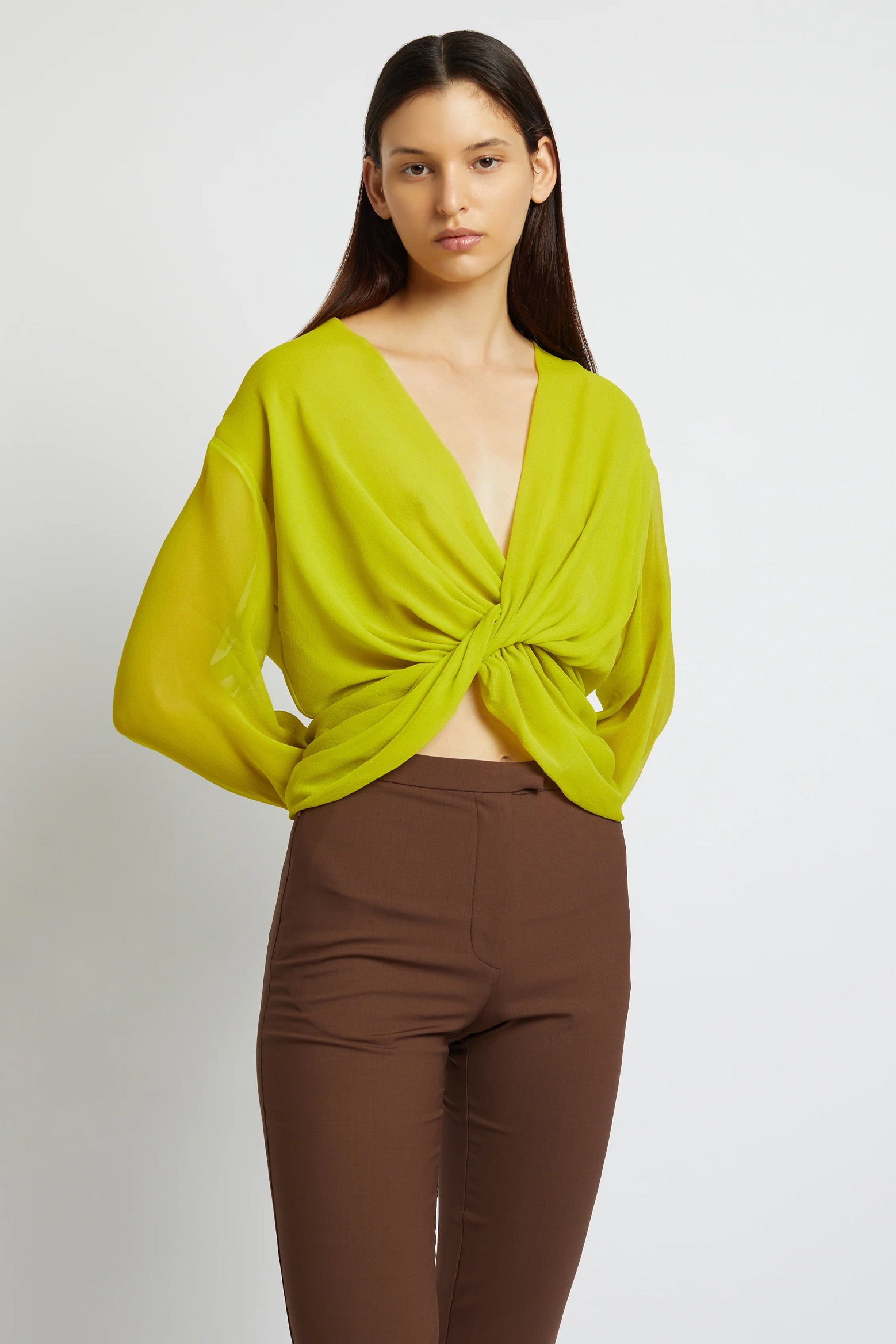 SILK SPRINGS TWIST FRONT TOP