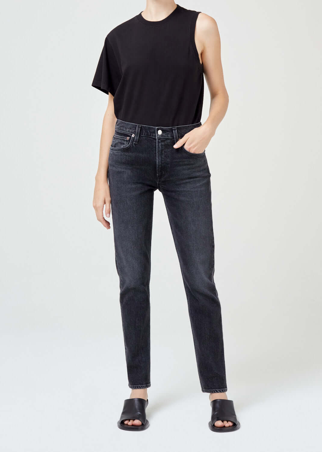 Agolde | Lyle Stretch Straight Jean in Technique | The New Trend