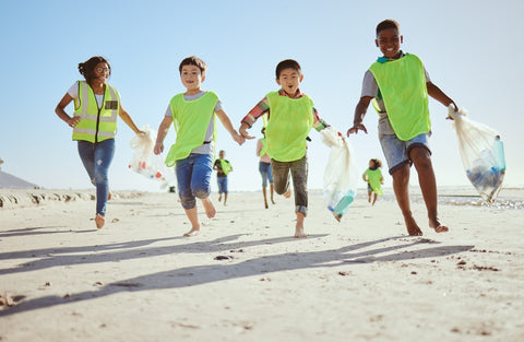 community beach clean up kids