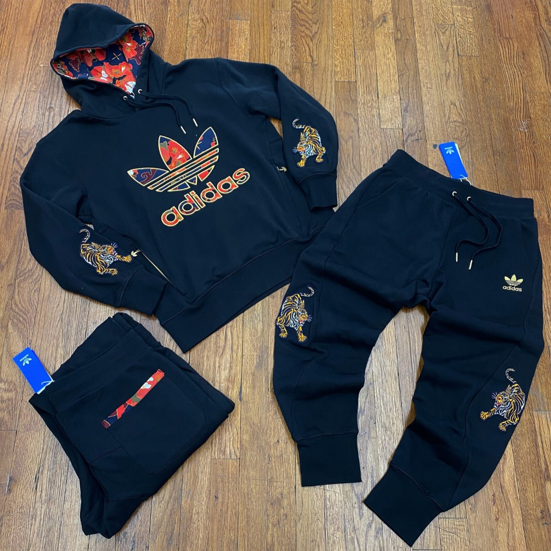 adidas black sweatsuit