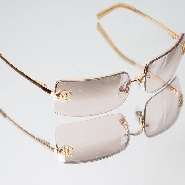 Chanel Diamante Rimless Sunglasses in Gold – Nitryl