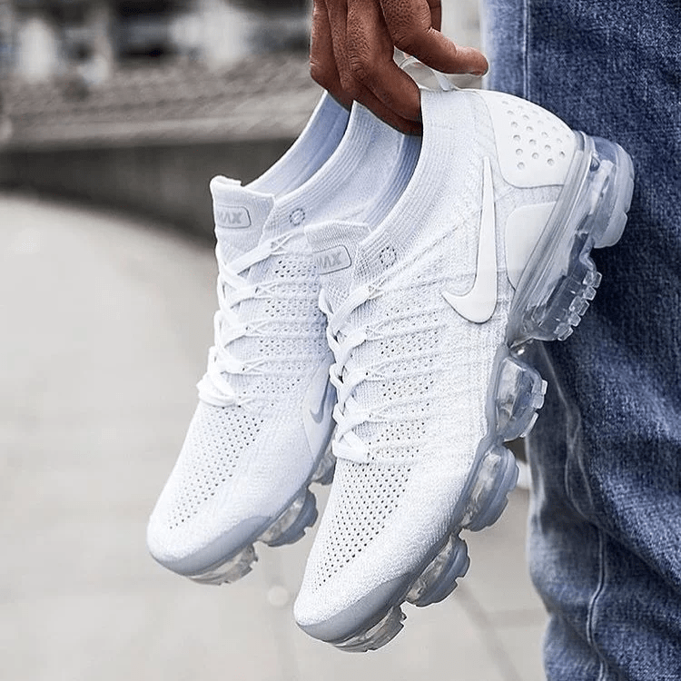 nike air vapormax 2.0 triple white