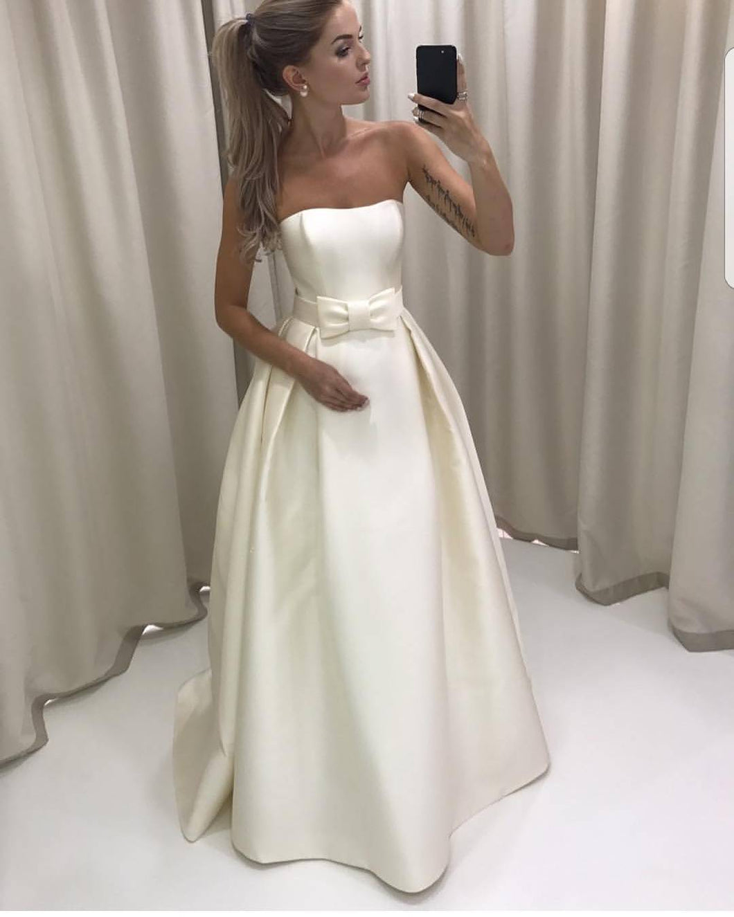 ivory strapless wedding dress
