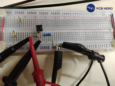 The oscilloscope CH2 measures the voltage of the tested component to ground, and we will measure the phase difference of the resistance, capacitance, and inductance components separately.